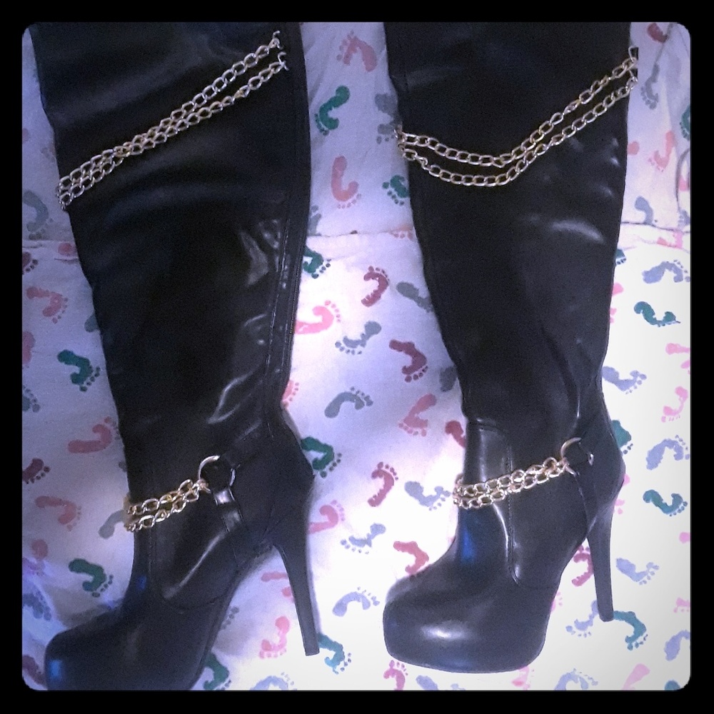 knee high zip up heels